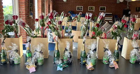 Telegrammer, roser m.m